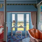 Armada House 4* Spanish Point