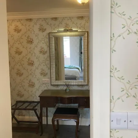 Pensjonat Armada House 4*