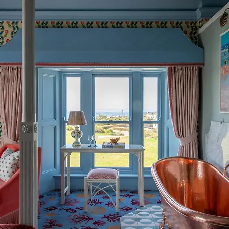 Armada House 4* Spanish Point