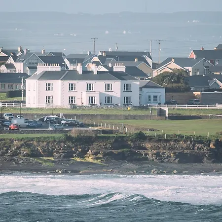 Armada House 4* Spanish Point