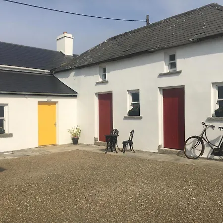 Armada House 4*