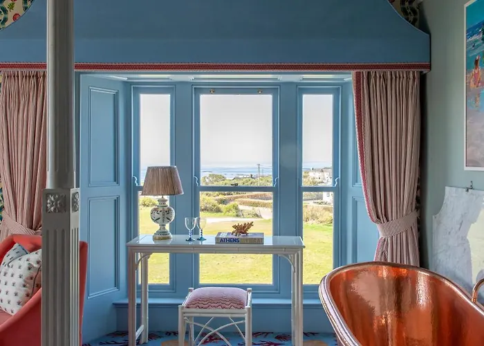 Armada House 4* Spanish Point