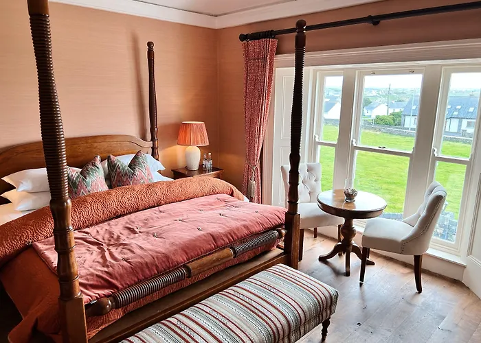 Armada House 4* Spanish Point